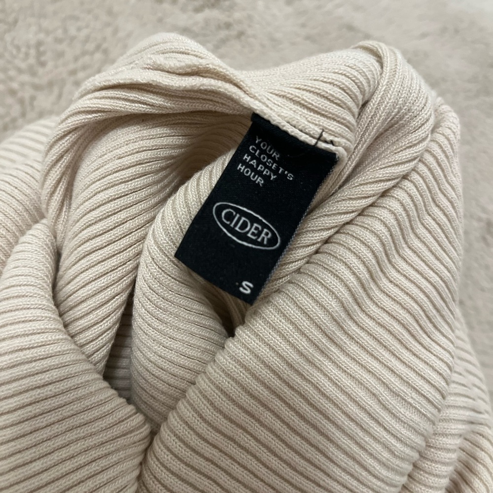 Cider Beige Ribbed dress - Picture 5 of 5